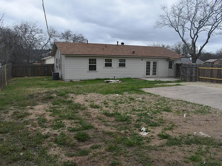 201 North Dr — Photo 16