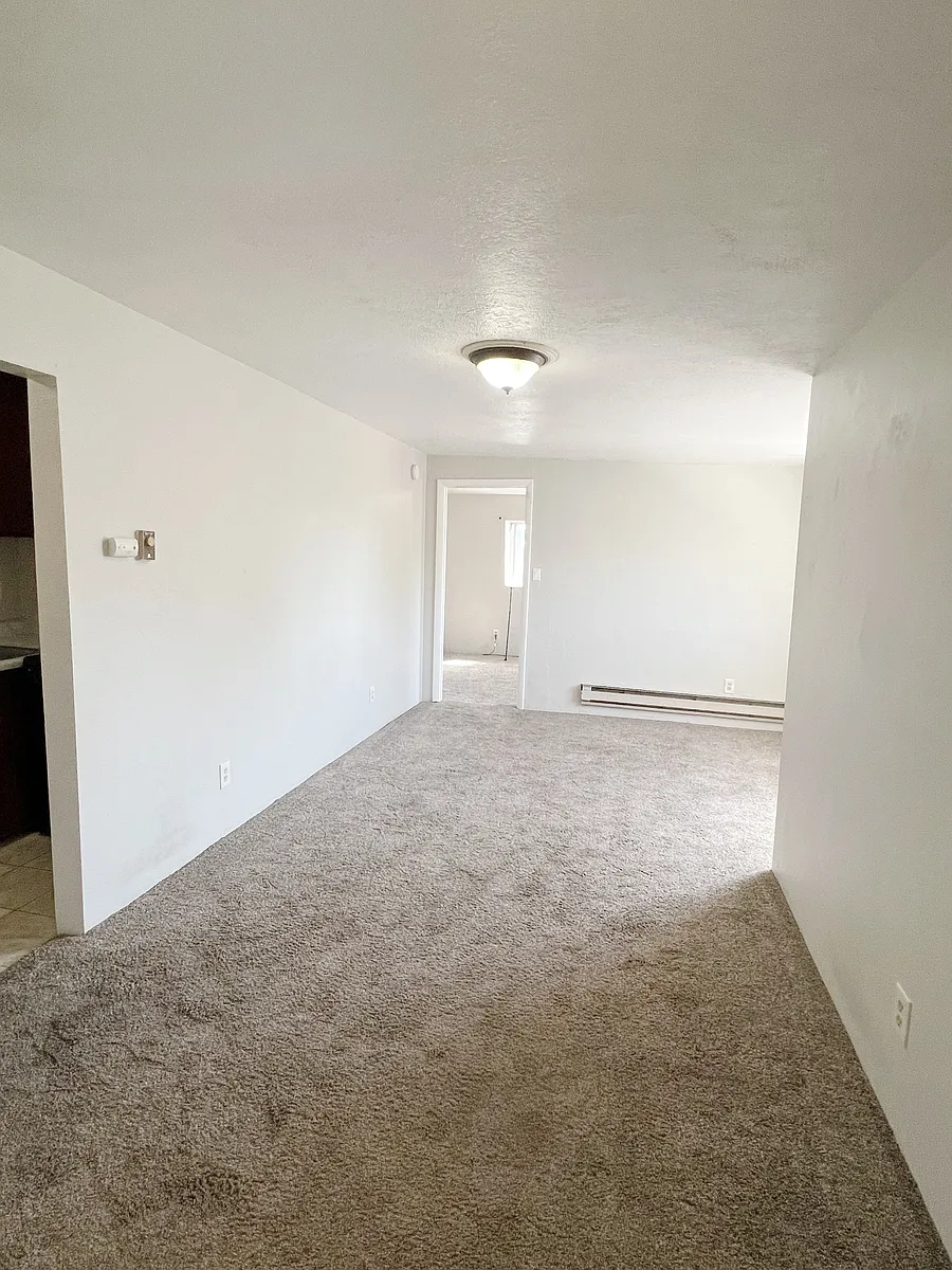 Building Photo - 440 E 700 N #E