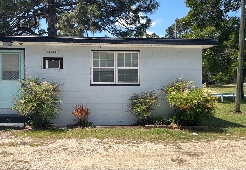 1st image of 1110 Charlie Dr