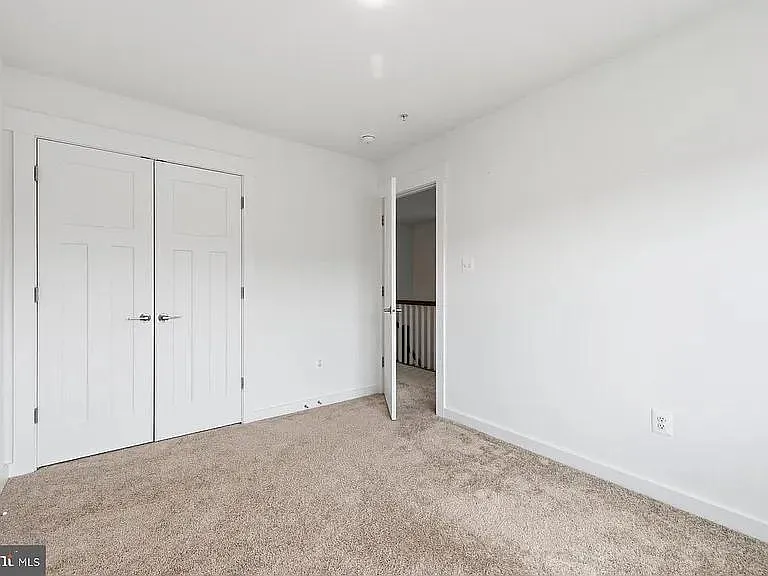 330 Furgeson Ln — Photo 17