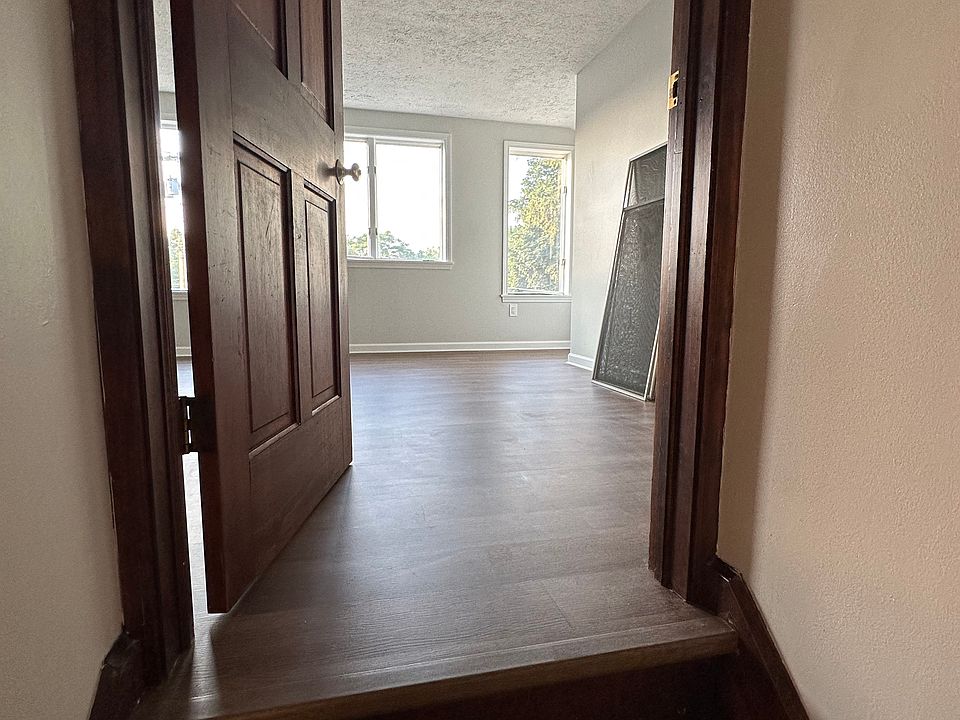 1st image of 473-475 W Union St
