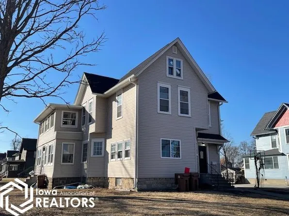 821 8th Ave, Grinnell, IA 50112