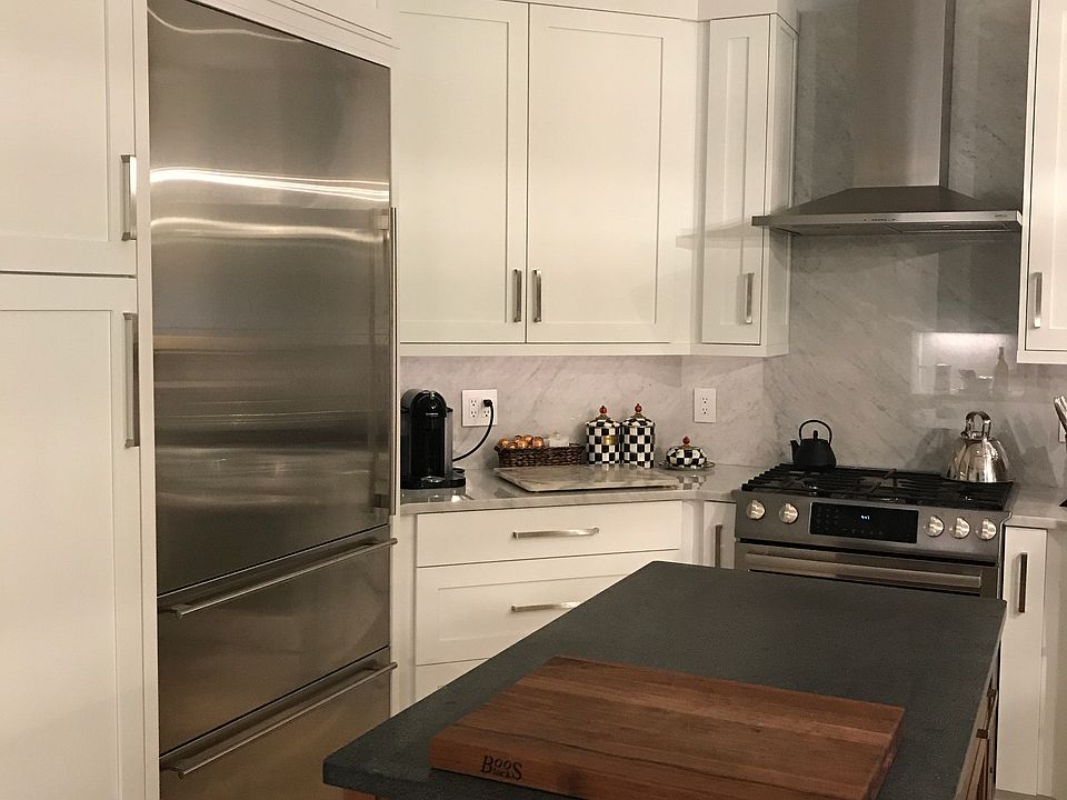 1st image of 128 Seabury Cir
