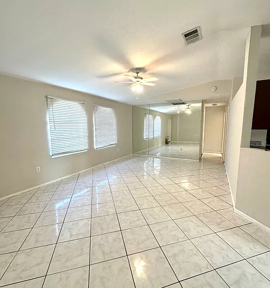 18250 Apple Rd — Photo 4