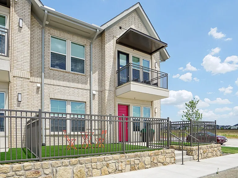 Village at Lexington Ranch — Photo 1