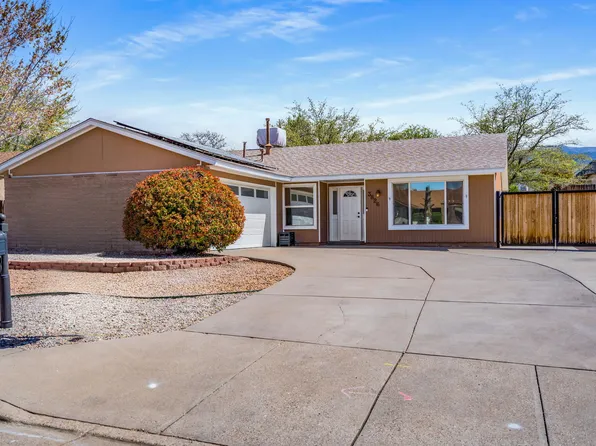 3826 Espejo St NE, Albuquerque, NM 87111