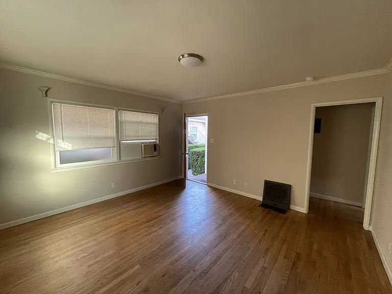 3311 W Alameda Ave — Photo 11