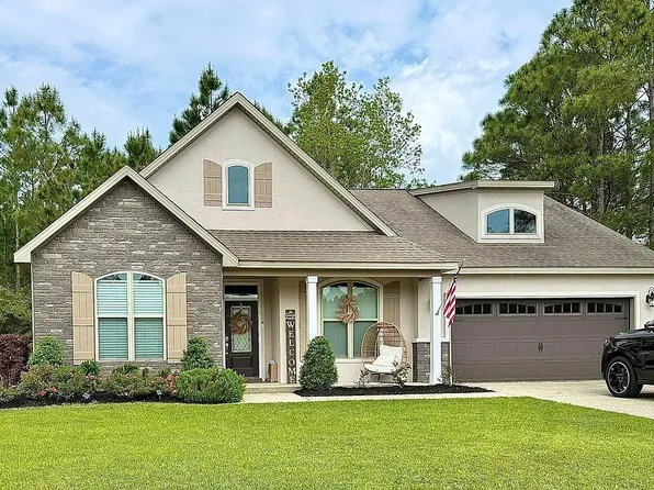 4313 Cobblestone Ln, Gautier, MS 39553