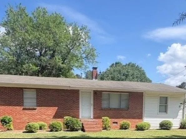 1501 Red Oak Rd, Nashville, NC 27856