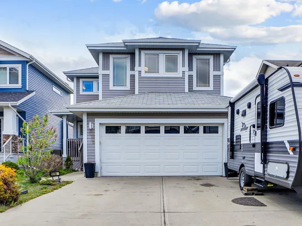 10114 93rd St, Morinville, AB T8R 0C4