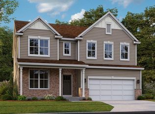 380 S Pointe Ave, South Elgin, IL 60177