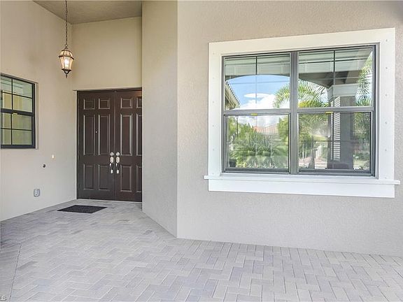 4th image of 11577 Stonecreek Cir