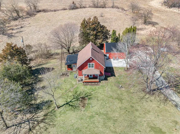 960 E 290th St S, Angola, IN 46703