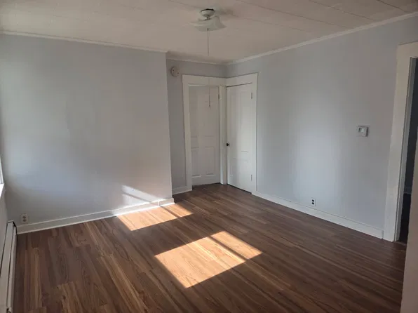 26 Prescott St #C, Sanford, ME 04073