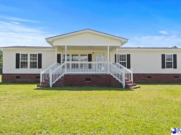 1423 Thompson Dr, Dillon, SC 29536