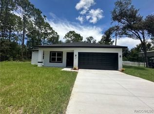 8451 N Saxon Way, Citrus Springs, FL 34434