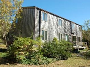 23 Pin Oak Cir, West Tisbury, MA 02575