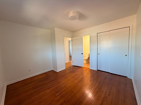 3rd image of 1732 Gleneagles Dr