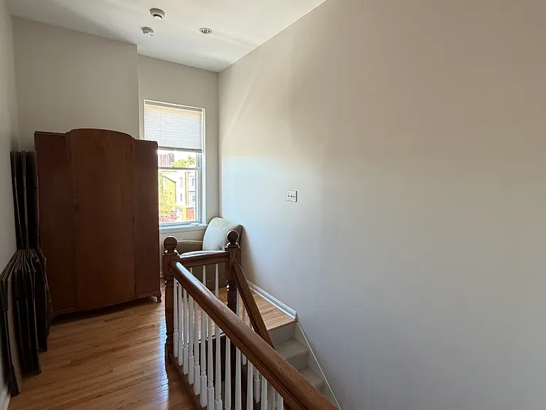 2920 Elliott St — Photo 28