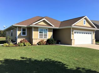 4808 Isabella Cir, Oneida, WI 54155
