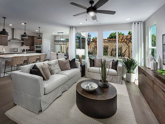 Roslyn Gathering Room