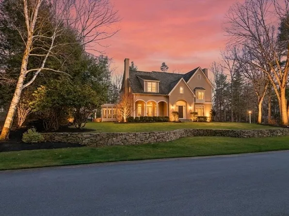 6 Preservation Way, Medfield, MA 02052