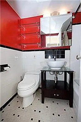 Sold by R New York | media 5