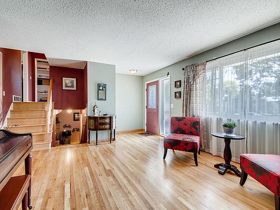 5th image of 2137 S Nelson St