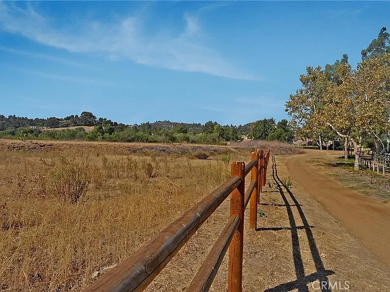 236 S Grisly Canyon Dr #M — Photo 34