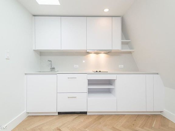 5517 - 15 - Kitchen (3)