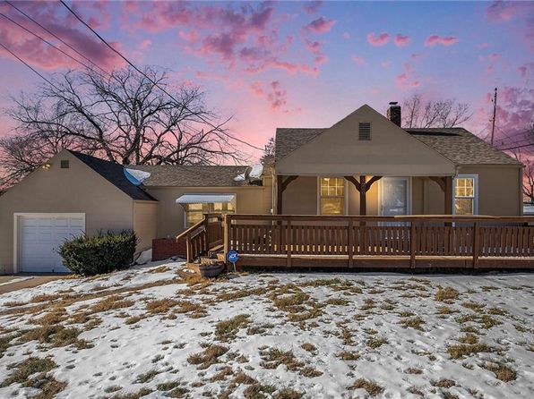 4260 NE Kelsey Rd, Kansas City, MO 64116