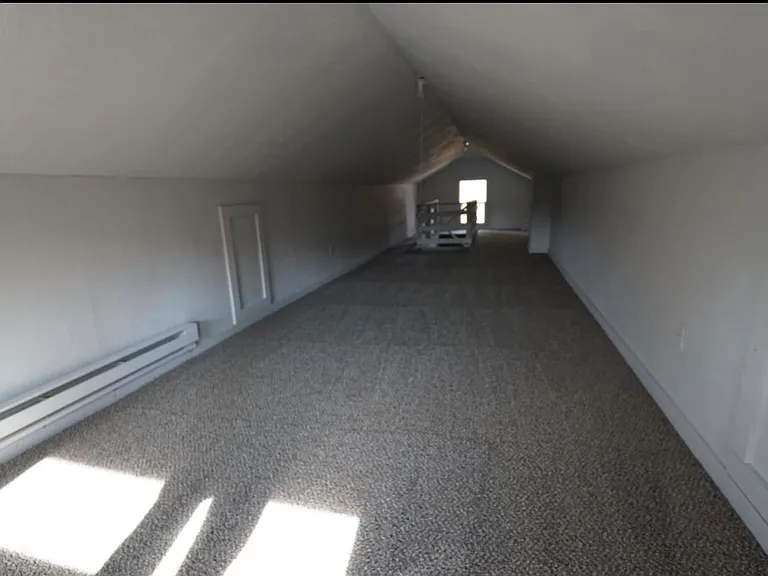 2586 Titus Ave — Photo 16