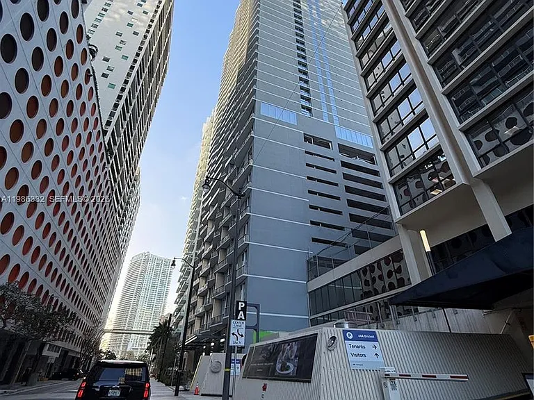 77 SE 5th St #2015 — Photo 7