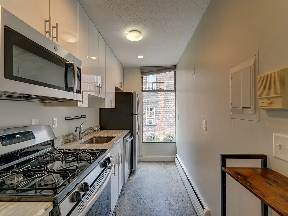 103-107 Olive St