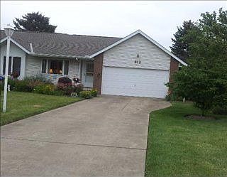 1st image of 812 Martha Dr