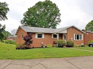 12 Eastwood Dr, Parkersburg, WV 26104