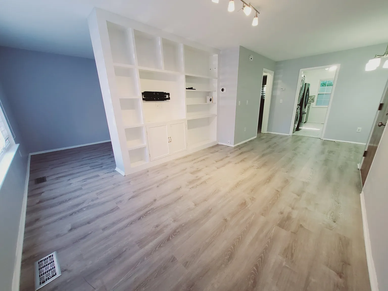 1 bed, 1.0 bath, 700 sqft, $2,200 — Photo 3