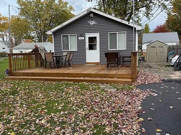 448 Alfred Ave, Angola, NY 14006