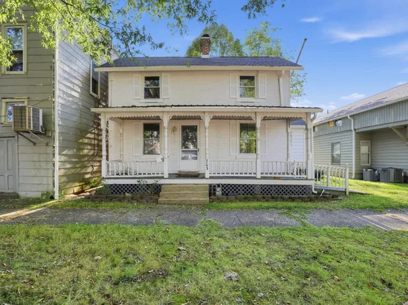 703 6th St, Marietta, OH 45750