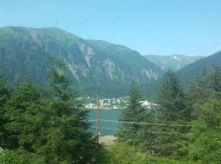 2800 Peters Ln APT B, Juneau, AK 99801