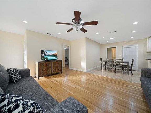 3rd image of 8319 Gainford St #1