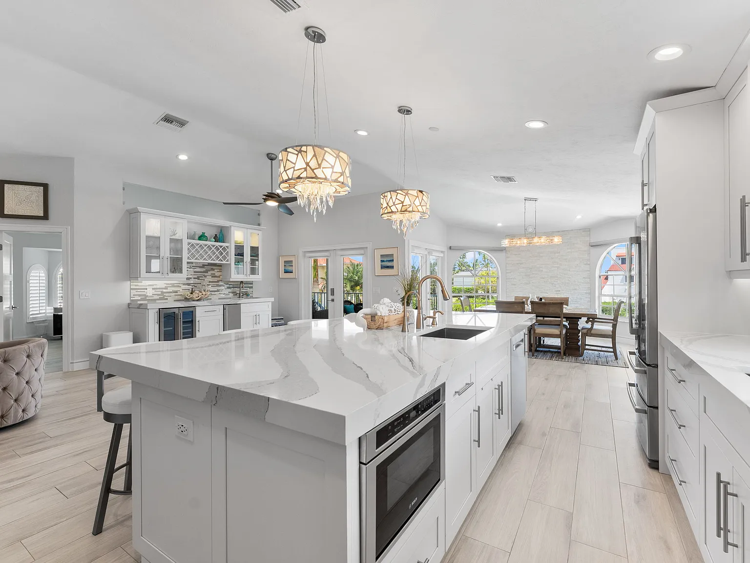 4 bed, 3100 sqft, $6,000 — Photo 3