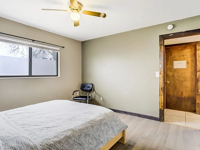 7425 Painted Rock Dr — Photo 50