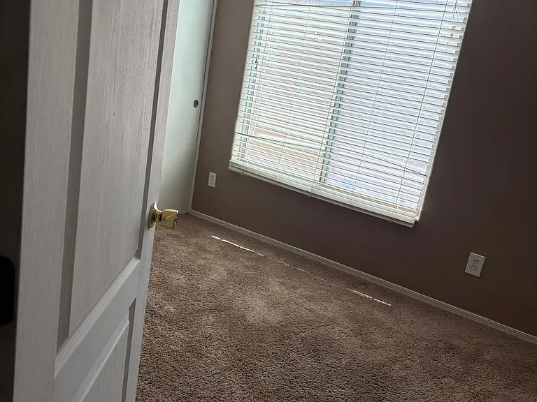 40477 W Helen Ct — Photo 11