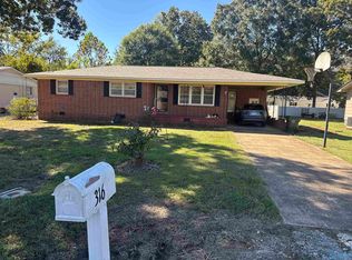 316 Sharon St, Scottsboro, AL 35768
