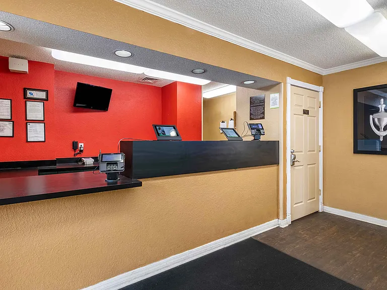 Lobby and Guest Check-in