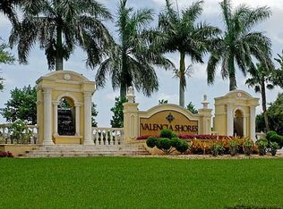 9887 Tallyrand Dr, Lake Worth, FL 33467