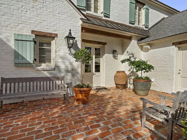 93 Palmetto Ct, Mandeville, LA 70471