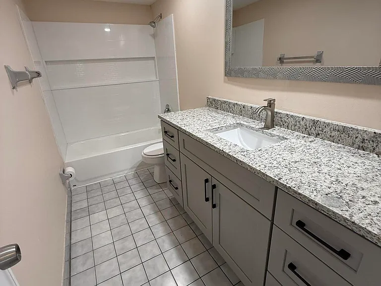 2180 Vista Ter — Photo 23