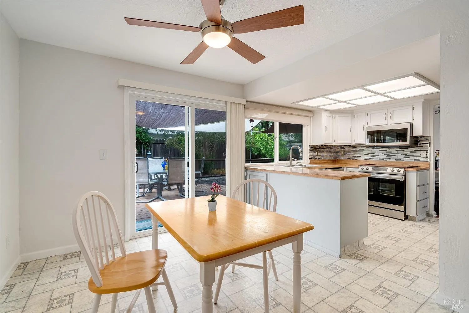 2076 Harrison Street - Photo 7